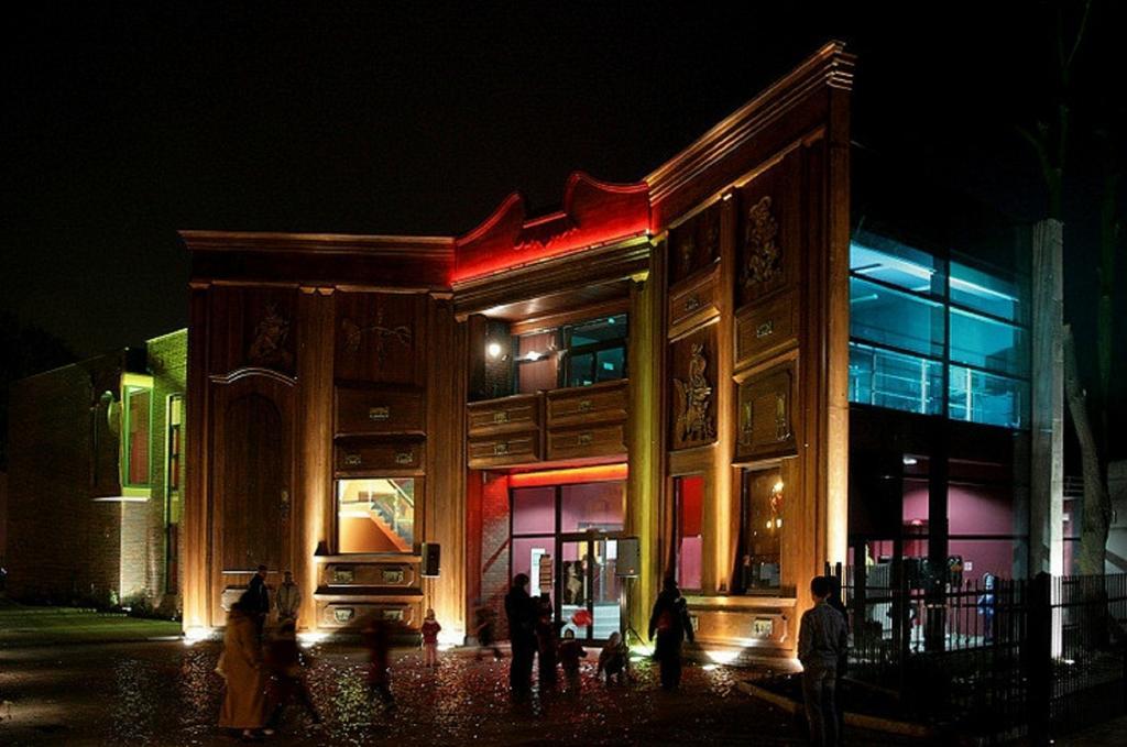 Teatr Baj Pomorski Stary Toruń Exteriör bild